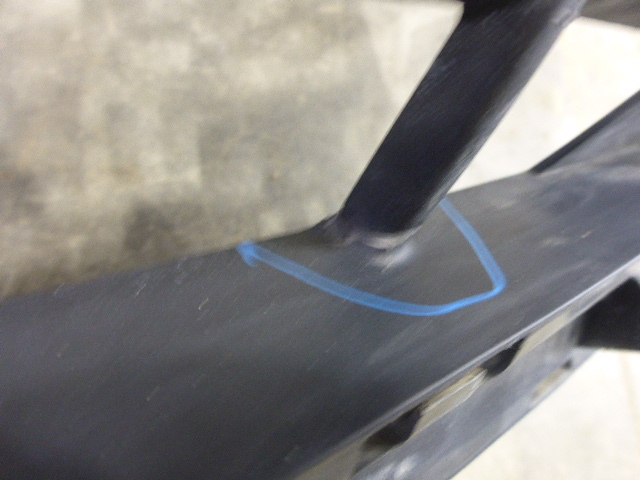 Решетка в бампер центральная