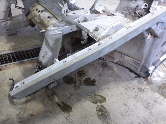 Лонжерон передний левый