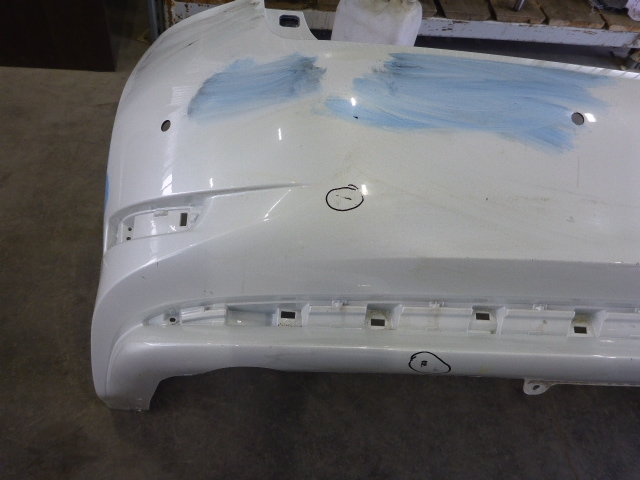 Бампер задний