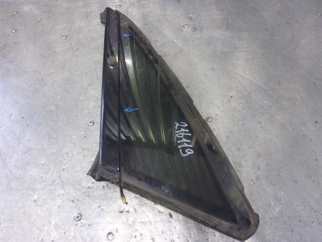 Стекло кузовное глухое левое