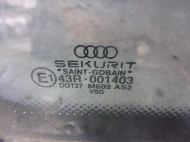 Стекло кузовное глухое левое