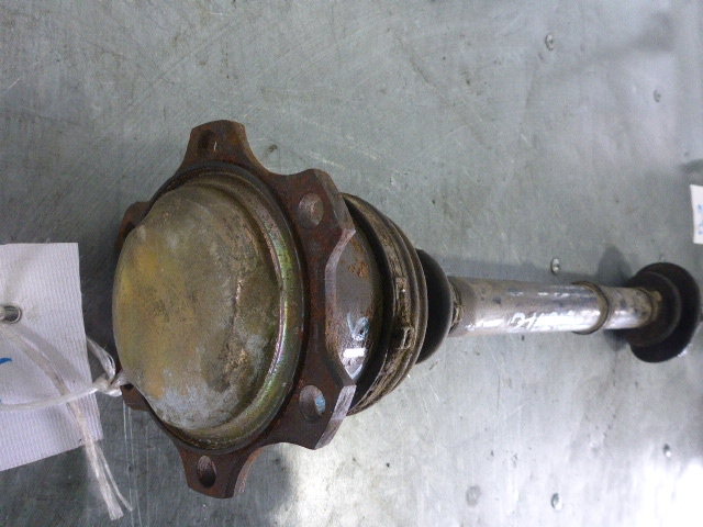 Полуось передняя правая