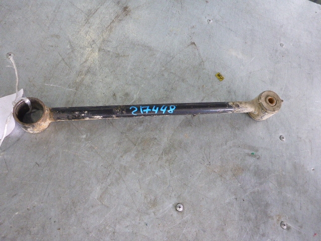 Тяга задняя поперечная