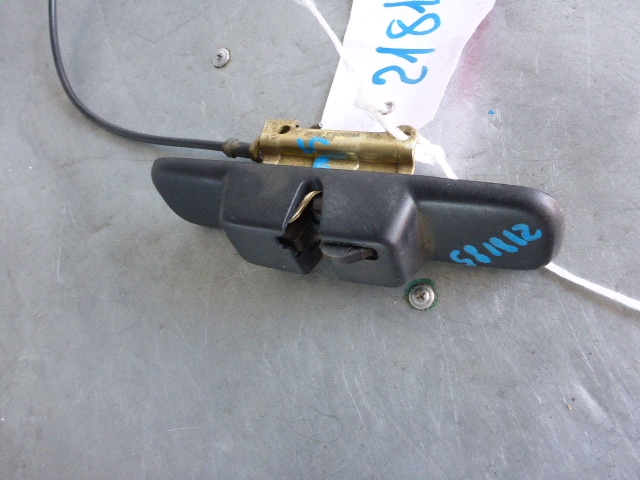 Замок спинки сиденья