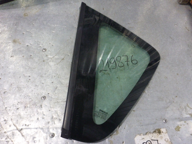 Стекло кузовное глухое левое