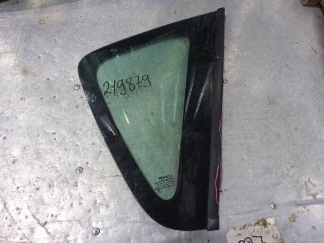 Стекло кузовное глухое правое