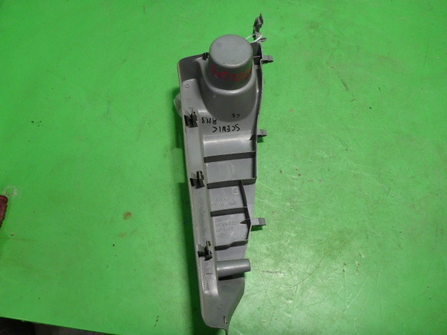 Держатель задней полки