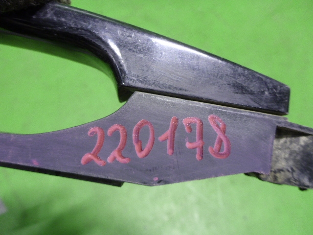 Ручка двери задней наружная