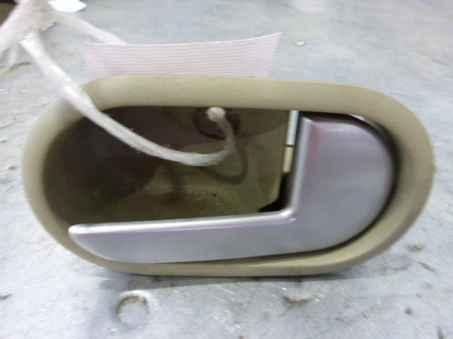 Ручка двери передней внутренняя правая