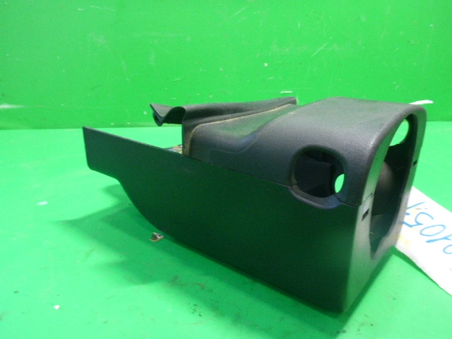 Кожух рулевой колонки