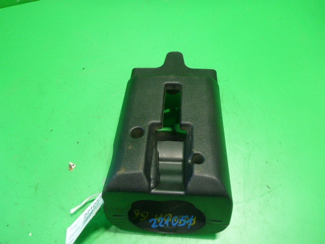 Кожух рулевой колонки