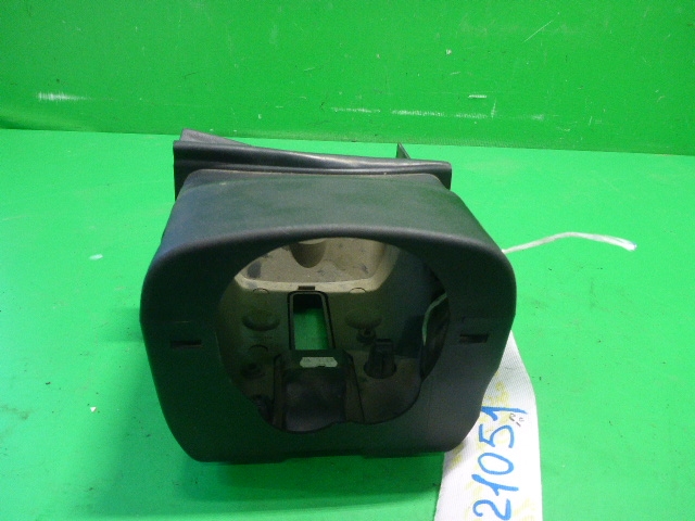 Кожух рулевой колонки