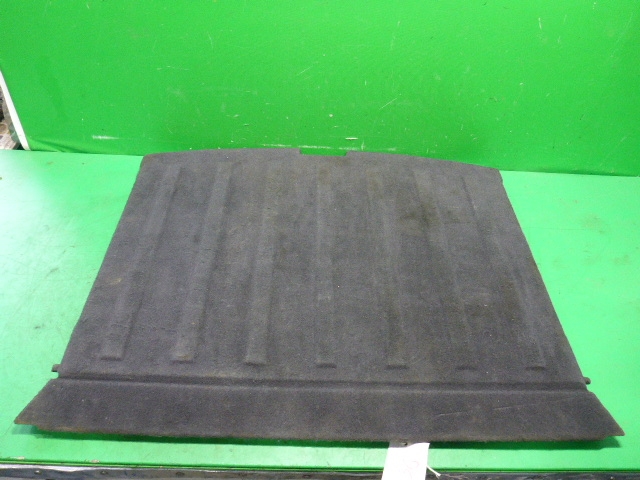 Пол багажника