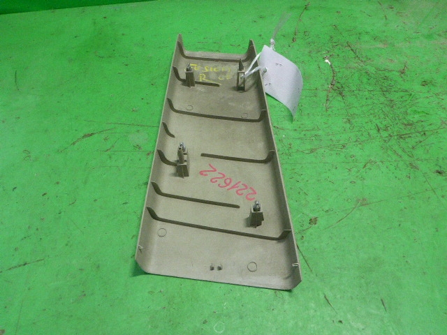 Обшивка стойки