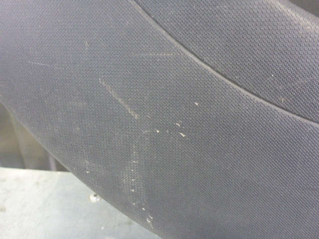 Обшивка двери задней левой