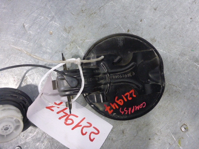 Лючок бензобака