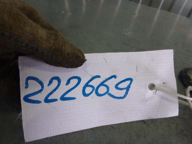 Кронштейн передней балки