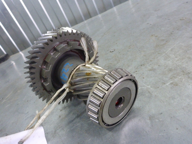 Вторичный вал КПП