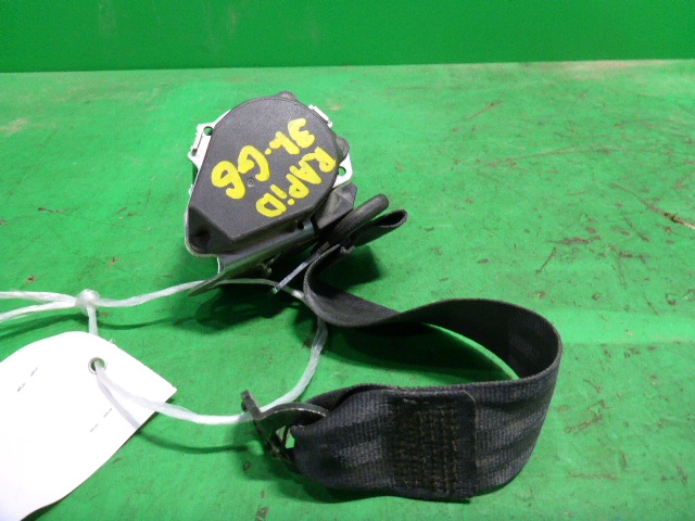 Ремень безопасности