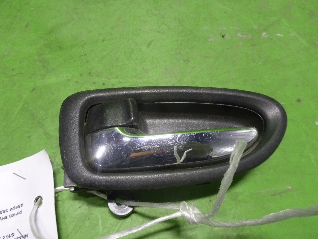 Ручка двери задней внутренняя левая