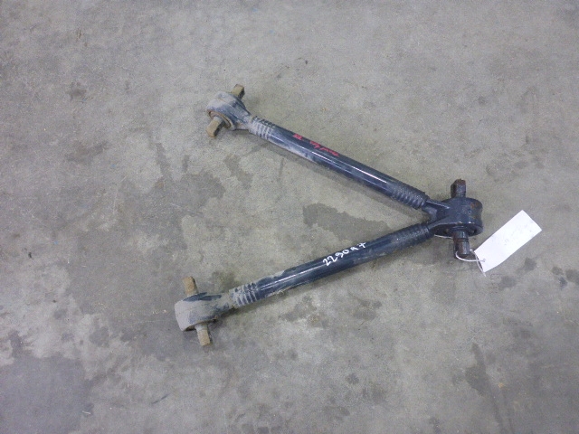 Тяга реактивная V-образная