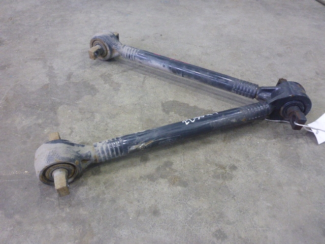 Тяга реактивная V-образная