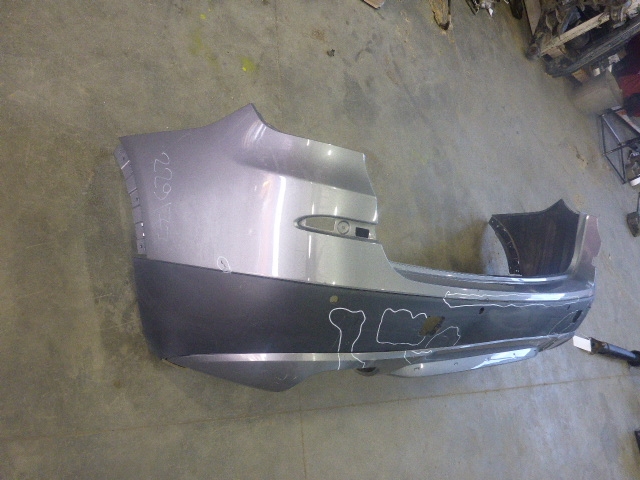 Бампер задний