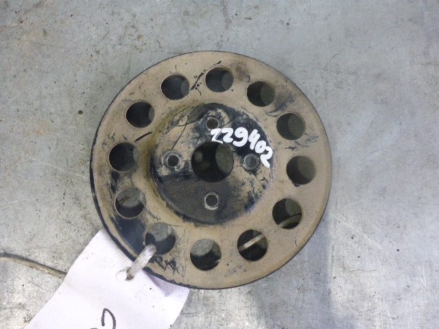 Шкив водяного насоса (помпы)