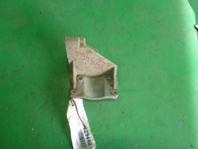 Кронштейн ГУР