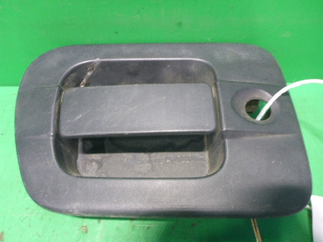 Ручка двери передней наружная