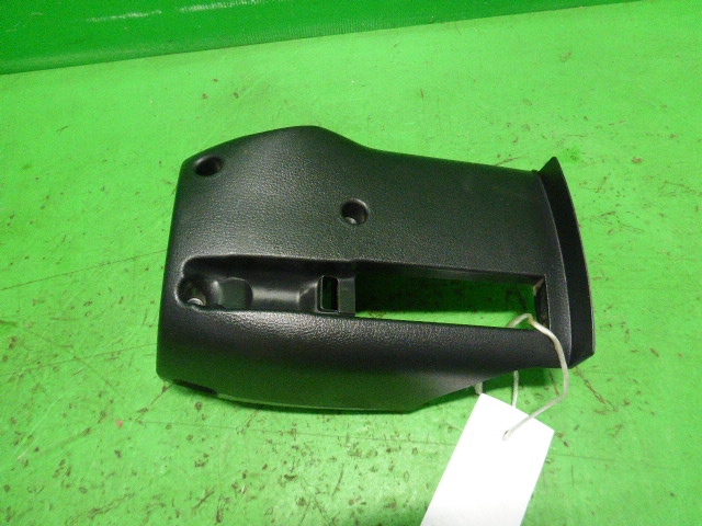 Кожух рулевой колонки