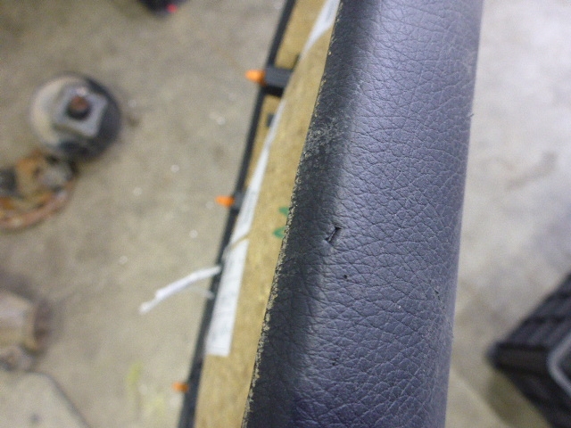 Обшивка двери задней правой