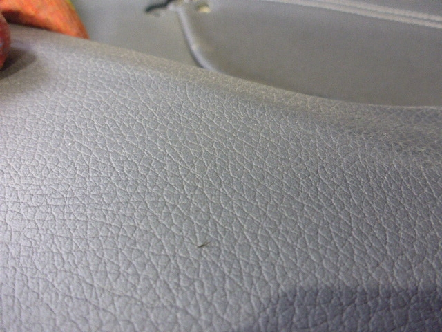 Обшивка двери задней правой