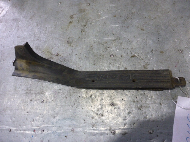 Накладка порога (внутренняя)