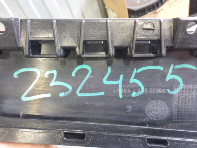 Накладка двери передней правой