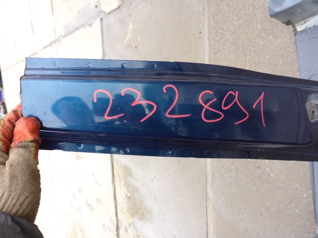 Порог со стойкой левый