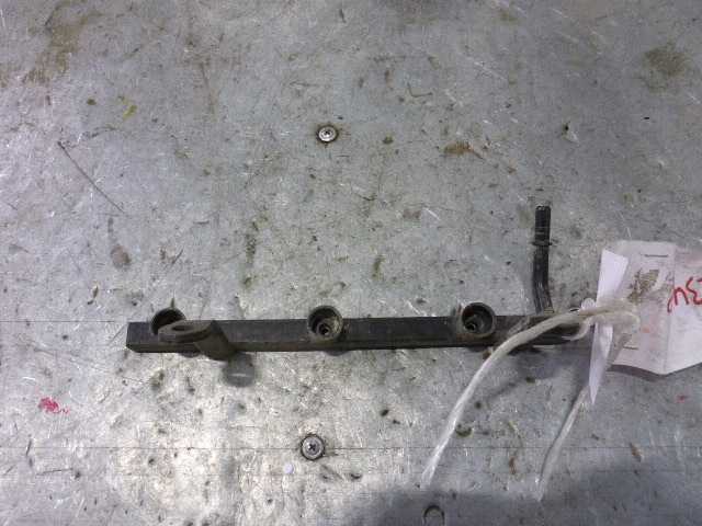 Рейка топливная (рампа)