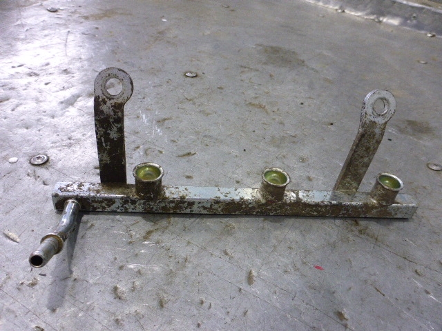 Рейка топливная (рампа)