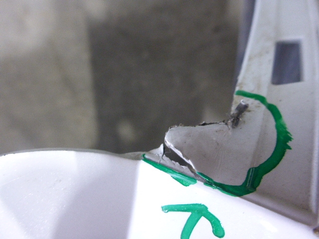 Бампер задний