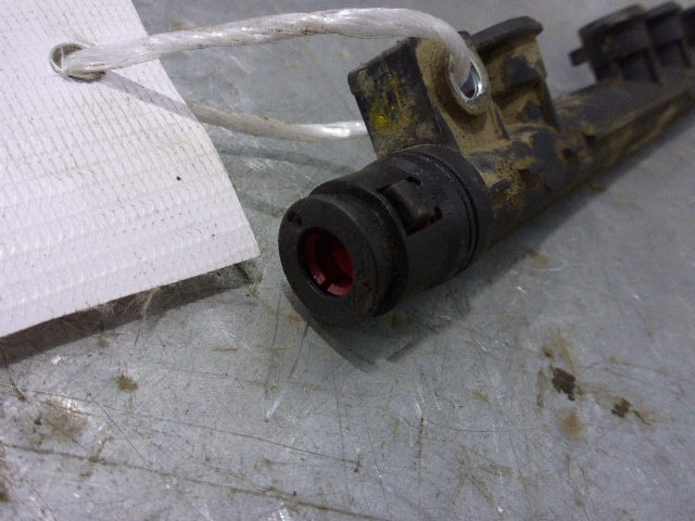 Рейка топливная (рампа)