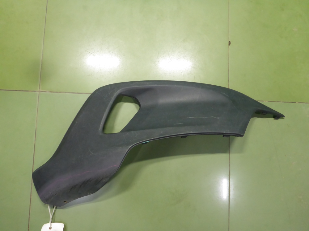 Накладка переднего бампера правая