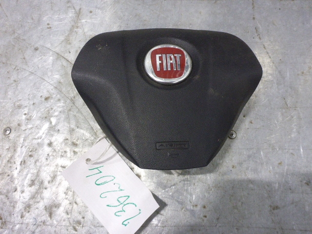 Подушка безопасности в рулевое колесо