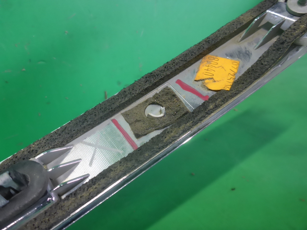 Накладка двери багажника