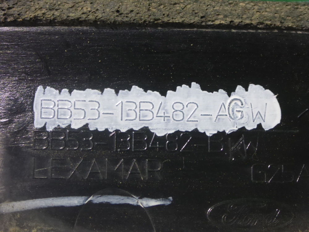 Накладка двери багажника