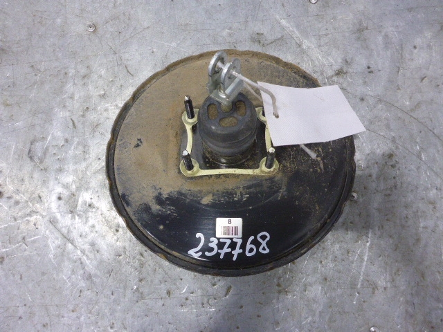 Усилитель тормозов вакуумный