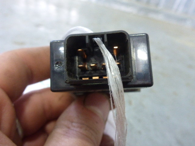 Кнопка корректора фар