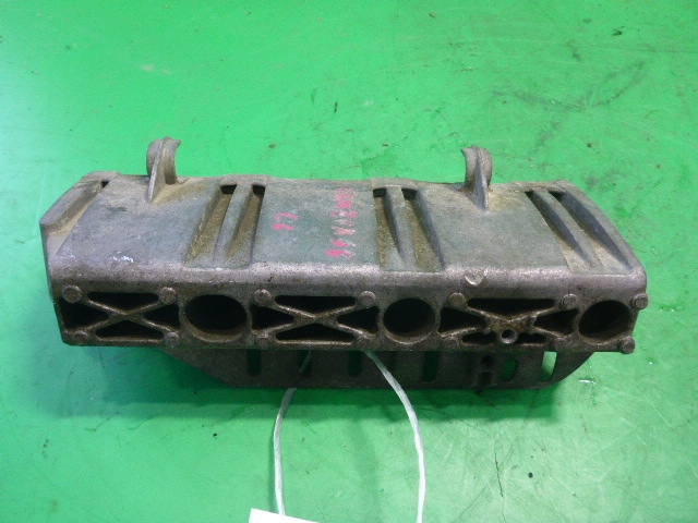 Кронштейн (сопут. товар)