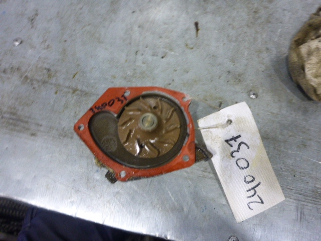 Насос водяной (помпа)