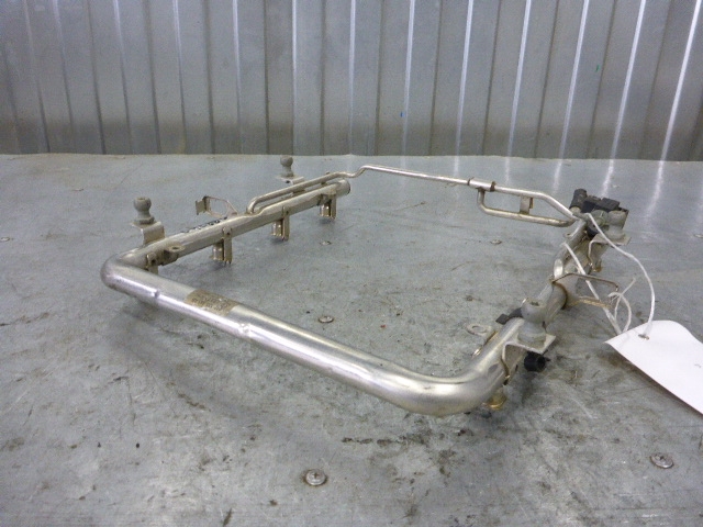 Рейка топливная (рампа)