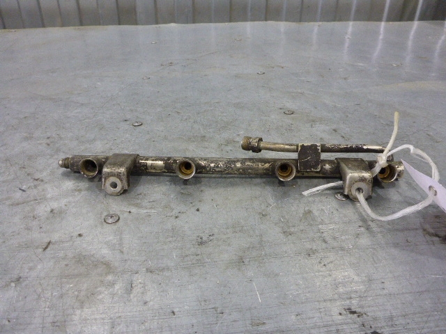 Рейка топливная (рампа)